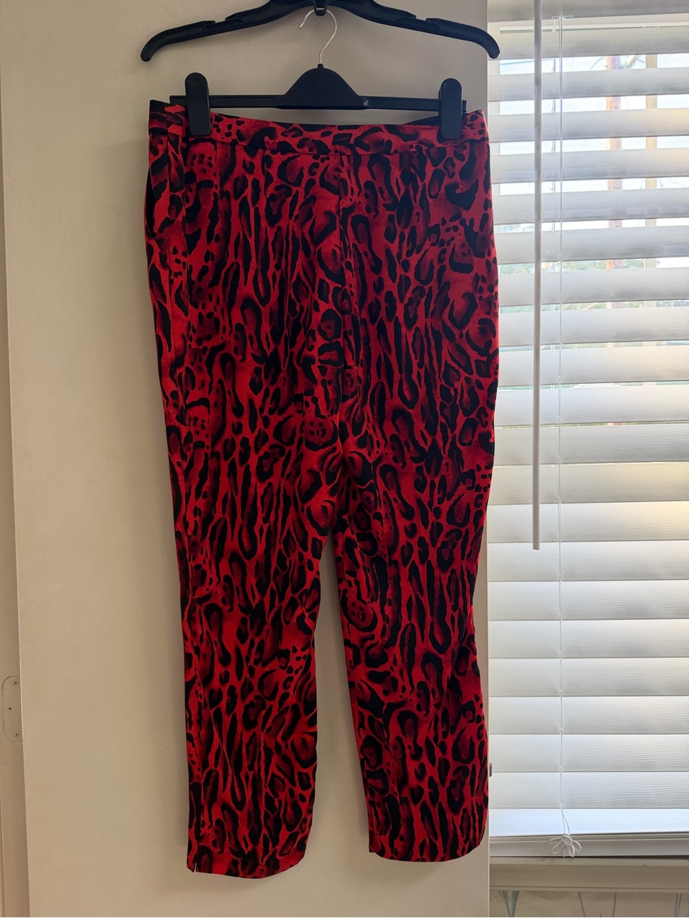 TOPSHOP Red and Black Animal Print Blazer and Trousers Set - Picture 6 of 10